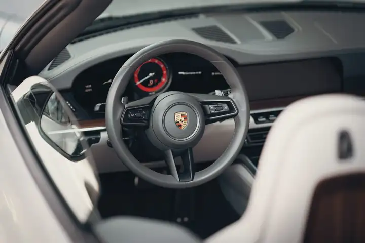 Porsche 911 Cabriolet